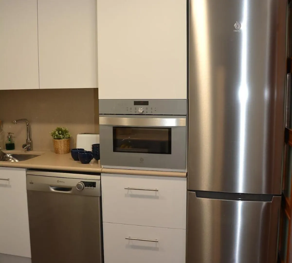 Apartment Apartamento Sofia 100 Metros De La Playa Renovado No Pierdas La Oportunidad De Disfrutar De Este Pequeno Paraiso En El Corazon De Sitges