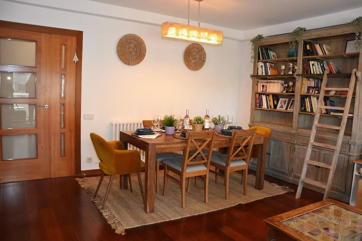 Apartamento Sofia 100 Metros De La Playa Renovado No Pierdas La Oportunidad De Disfrutar De Este Pequeno Paraiso En El Corazon De Sitges