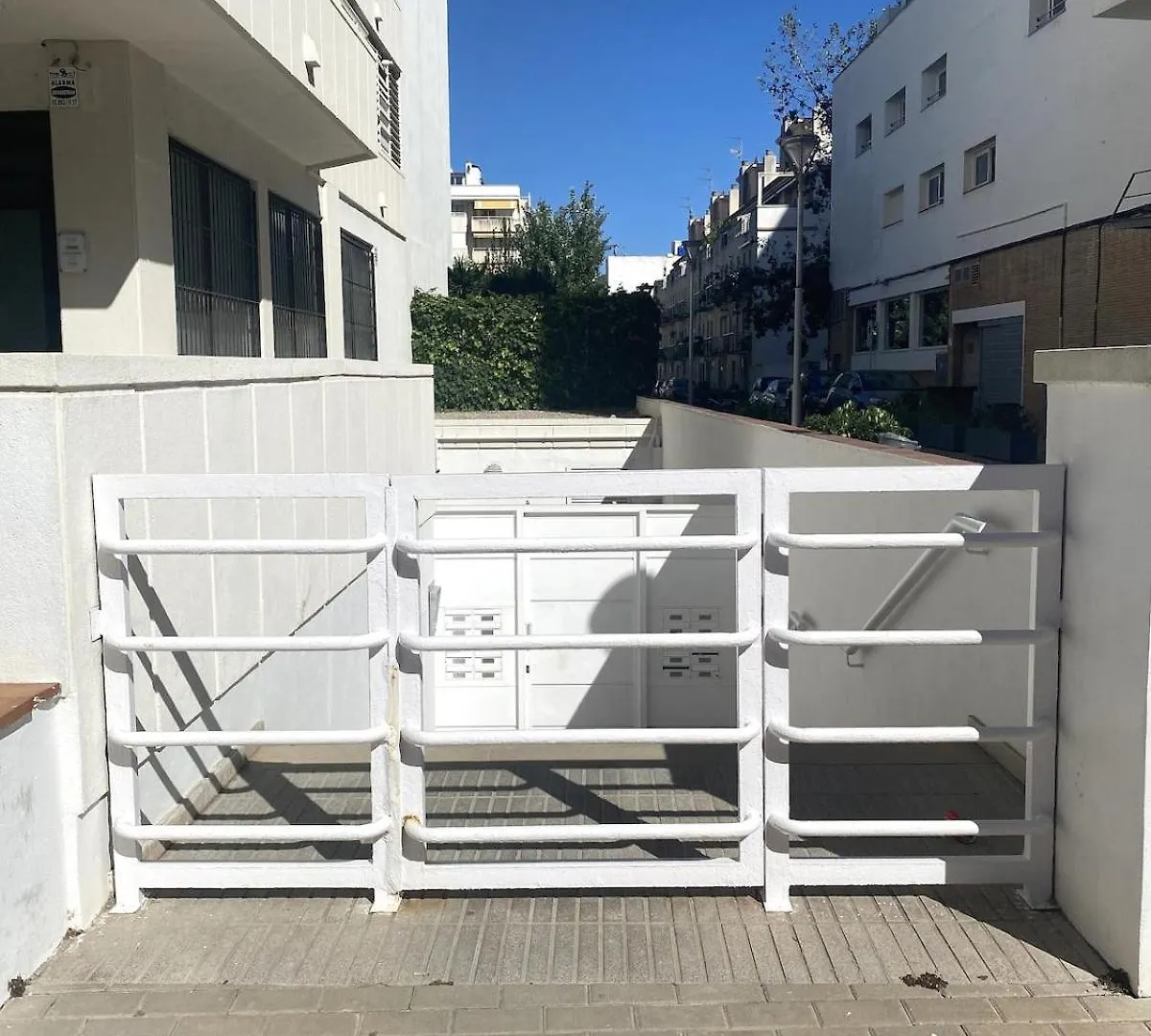 Apartamento Sofia 100 Metros De La Playa Renovado No Pierdas La Oportunidad De Disfrutar De Este Pequeno Paraiso En El Corazon De Sitges